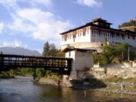 Jomolhari trekking holiday in Bhutan