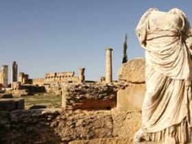 Holiday in Libya, Explorer