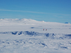 Winter trekking holiday in Norway