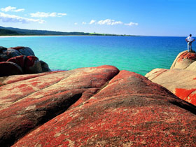 Cheap Holidays to Tasmania walking holiday, tailor made from 1,950 GBP provided by Responsible Travel