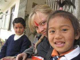 Teach children and trek in Nepal