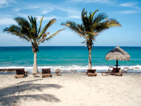 Cheap Holidays to Southern Africa overland tour from 1,445 GBP provided by Responsible Travel