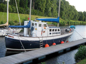 Family cruise in Scotland, lochs and canals