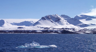 Antarctica & the Arctic holidays