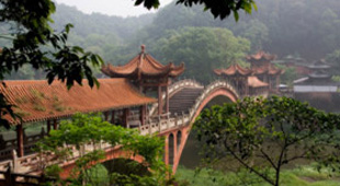 Sichuan holidays