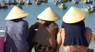 Small group tours with added comfort holidays