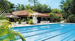 Hotels with a pool accommodation