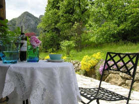 Covered terrace of the Chamois Gite