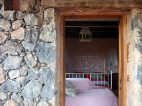 Lanzarote rural self catering accommodation, Canary Islands