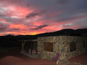 Lanzarote rural self catering accommodation, Canary Islands
