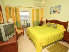 Grand Anse Beach hotel in Grenada, Flamboyant