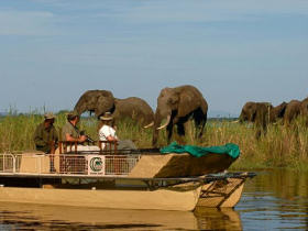 Zambia luxury safari camp