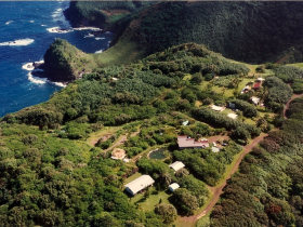 Maui eco lodge accommodation, Hawaii