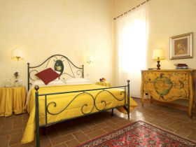 Umbria hotel, 15th century country hotel, Italy
