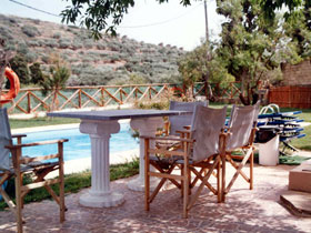 Crete villa accommodation sleeping 6, Greece