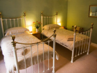 Self-catering accommodation, Derbyshire