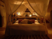 Zanzibar beach accomodation, Matemwe_Retreat bed