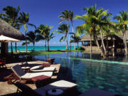Beach hotels, main image
