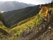 Hard core mountain biking, main image