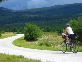 Loire Valley self guided cycling tour, France