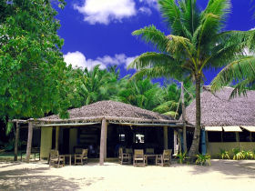 The Beach Bar & restaurant at The Tongan Beach Resort