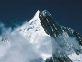 Small group Bhutan trekking holiday