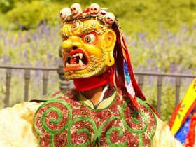 Bhutan tours, tailormade