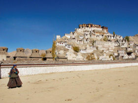 Indian Himalaya motorbike tour