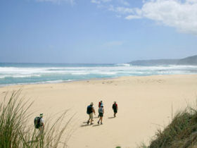 Great Ocean Walk holiday, Australia