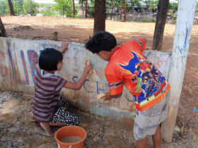 Burmese community volunteering, Thailand