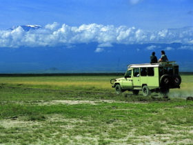 Budget camping safari in Kenya