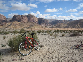 Petra and Wadi Rum by bike, Jordan