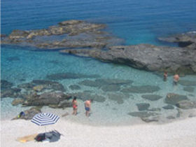 Holistic summer workshops in Greece