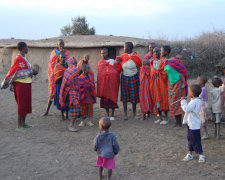 Kenya safari, villagers