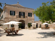 Alcaufar Vell hotel. Photo by Alcaufar Vell hotel