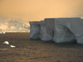 Antarctica holiday cruise