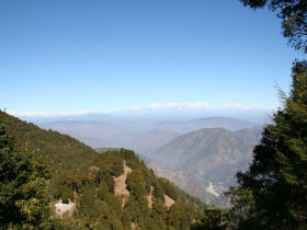 Holiday in India, Himalayan foothills