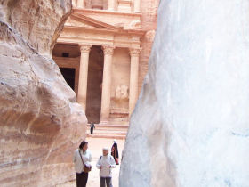 Petra tour & Wadi Rum short break to Jordan