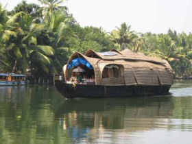 Kerala backwaters tailor made holiday