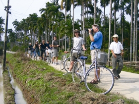 Cycling holiday in Cambodia