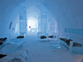 Northern Lights and Icehotel holiday in Sweden