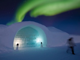 Northern Lights and Icehotel holiday in Sweden
