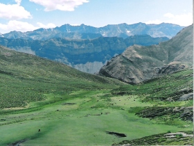 Himalayas cultural trekking holiday, India