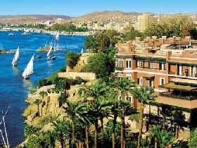 Nile cruise on a Felucca