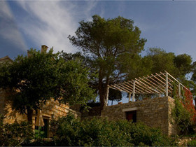 Vis Island holidays in Croatia