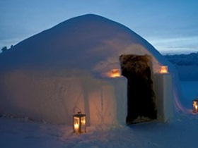 Family short break holiday in Swedish Lapland