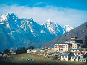 Everest base camp trek