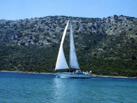 Conservation sailing holiday in Greece