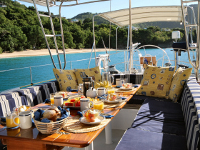 Sailing and luxury villa holiday, St. Vincent and the Grenadines