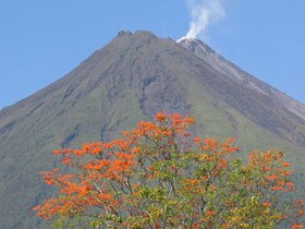 Costa Rica tailor made holiday, vistas and volcanoes